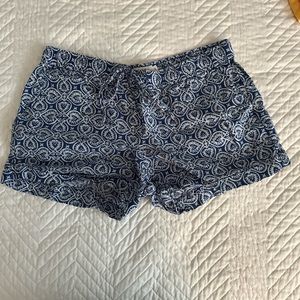 Vineyard Vines shorts